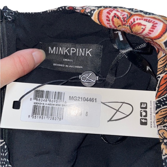 NWT MINKPINK Mehdya V-Neck Mini Dress - Picture 13 of 13